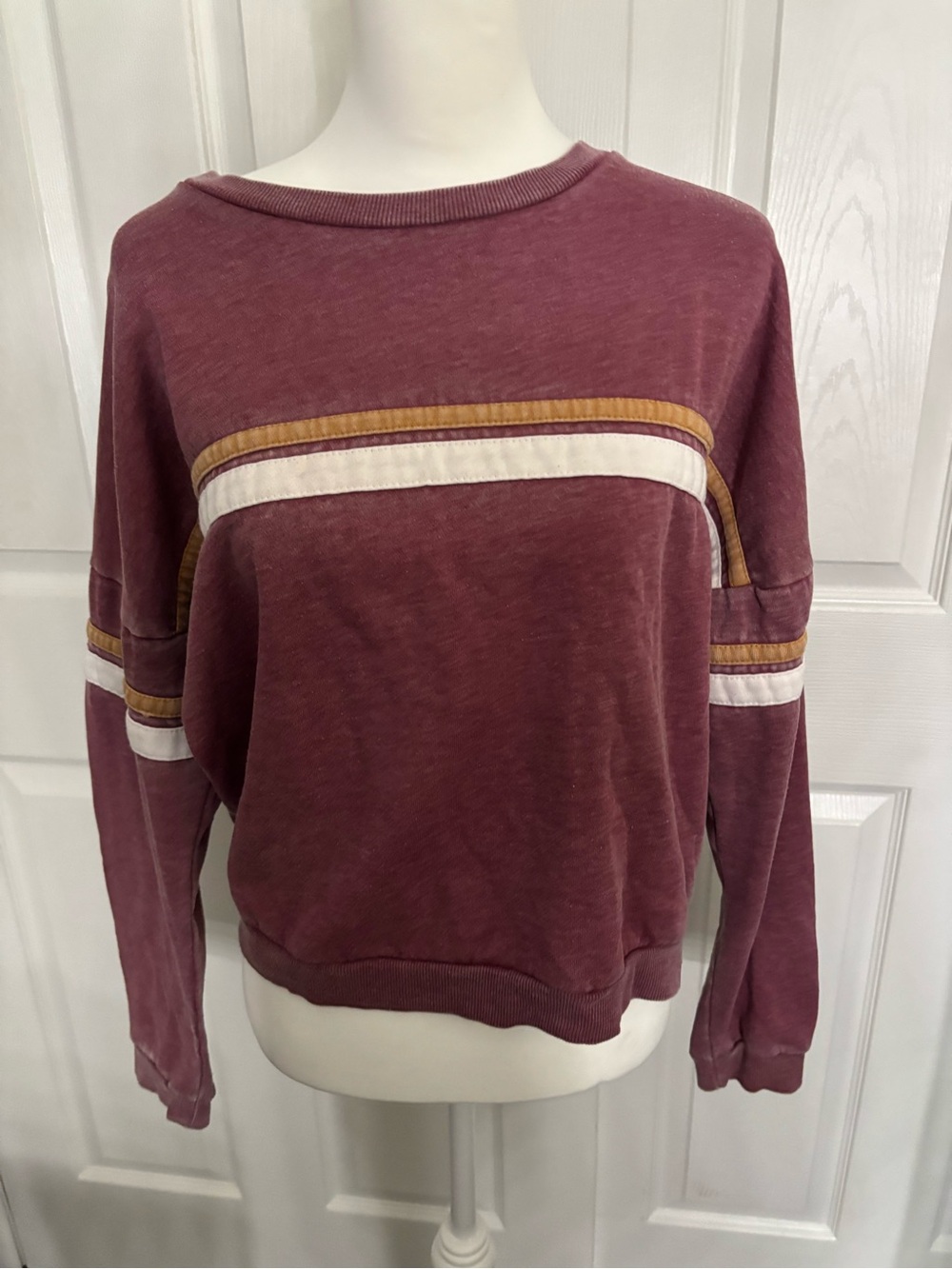 Pink Rose Women’s L Burgundy Stripe Boat Neck Fleece Pullover Relaxed Sweatshirt